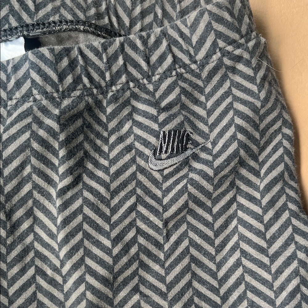 2000’s NIKE Herringbone Patterned Pants